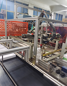 自動組(zu)裝成型機