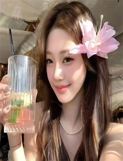 文化分析《心愿》：探索社会变迁与人文精神的体现 认识电影作为文化载体的功能